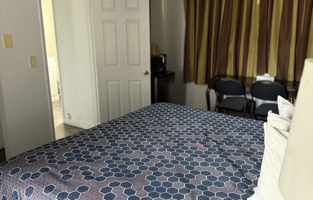La Hacienda Motel - Seattle Slider Pictures