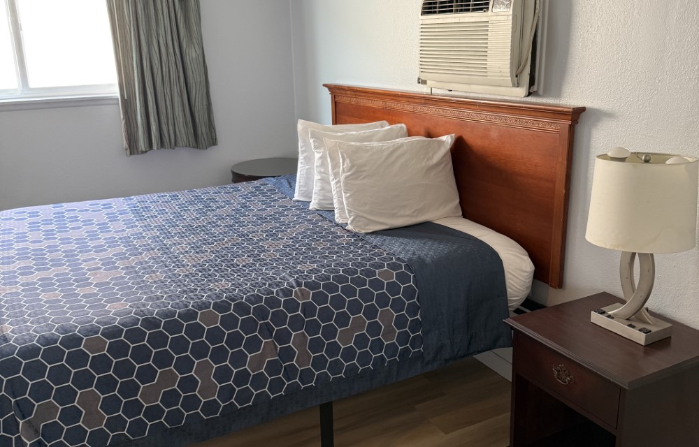 La Hacienda Motel - Seattle Slider Pictures