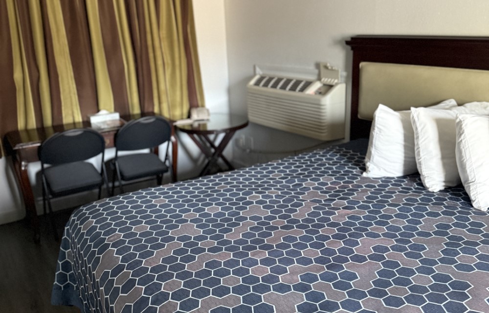 La Hacienda Motel - Seattle Slider Pictures