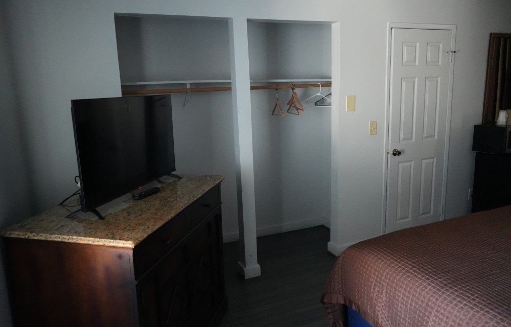 La Hacienda Motel - Seattle Slider Pictures