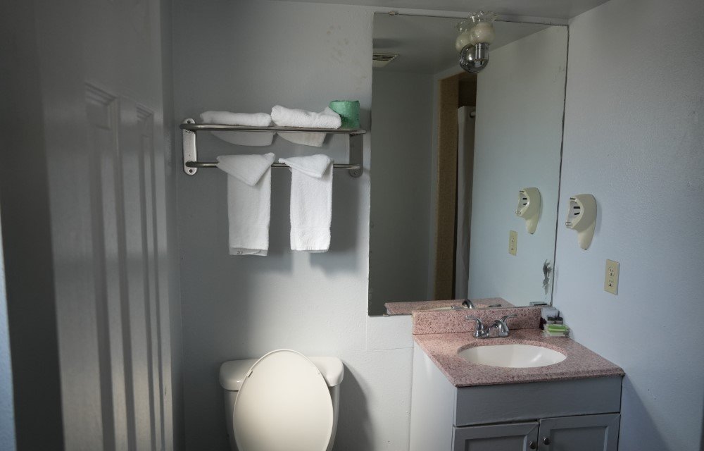 La Hacienda Motel - Seattle Slider Pictures